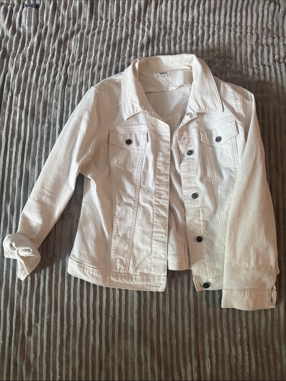 Riders by Lee Off-White Denim Jacket with Dark Buttons